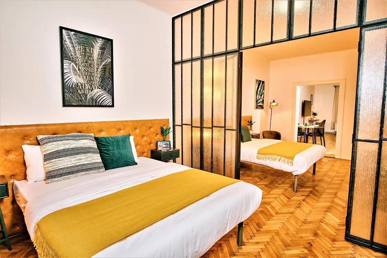 Camo Boutique Apartments Praga Czechy